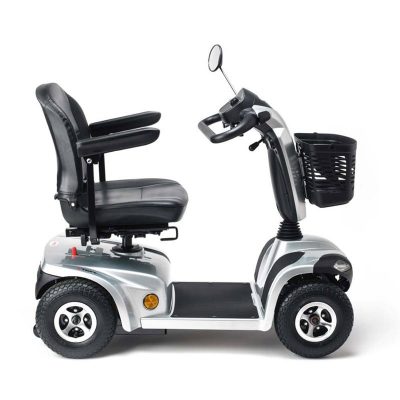 Scooter Tauro, fiable y segura, para personas con movilidad reducida